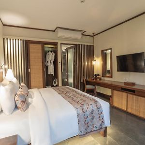Deluxe Double or Twin Room Garden View